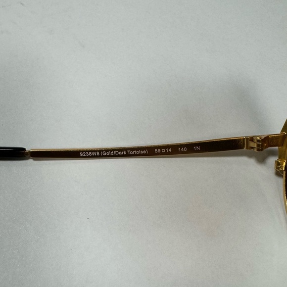 Coach Pilot Sunglasses Model: HC7067 - Picture 3 of 12